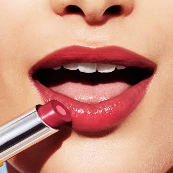 L’Occitane launches new ‘natural lip’ make-up collection