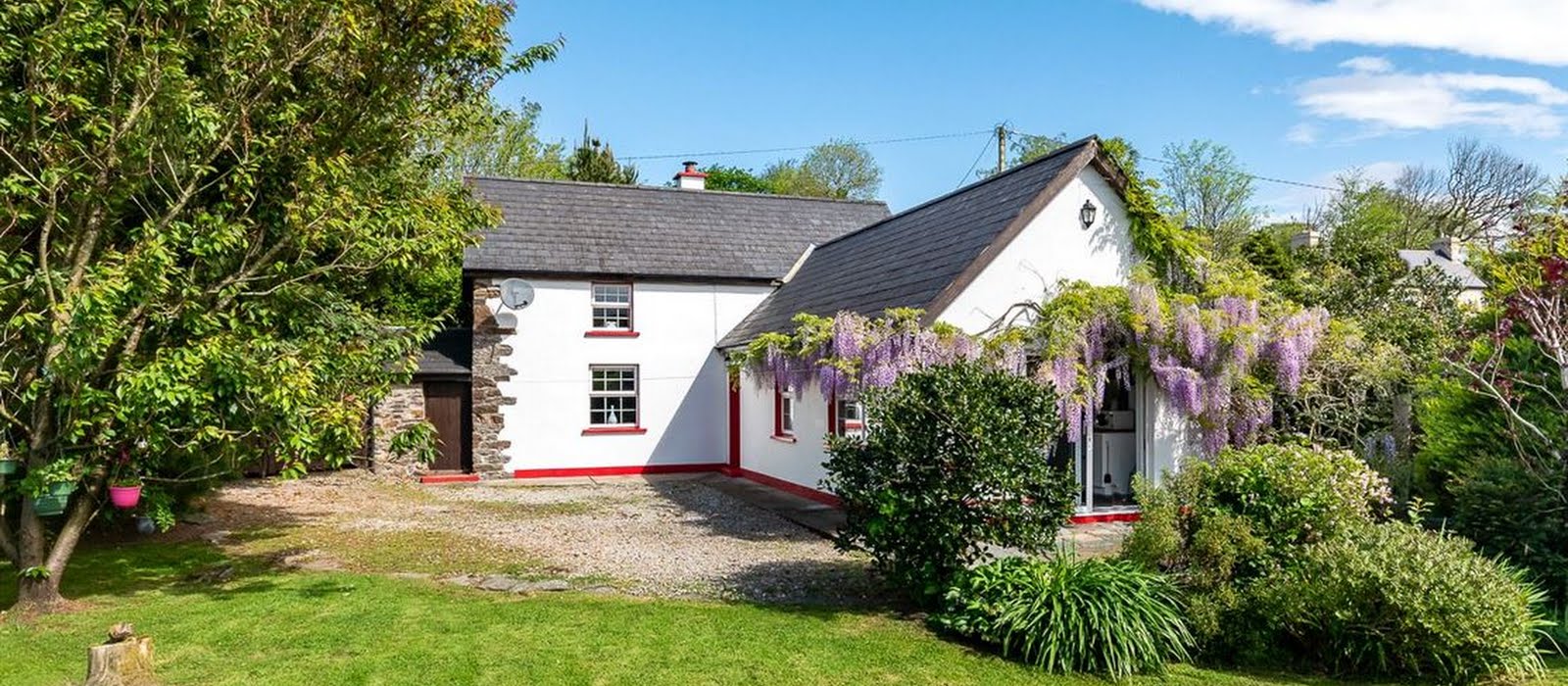 This charming wisteria-adorned cottage in Co Kerry is on the market for €239,000