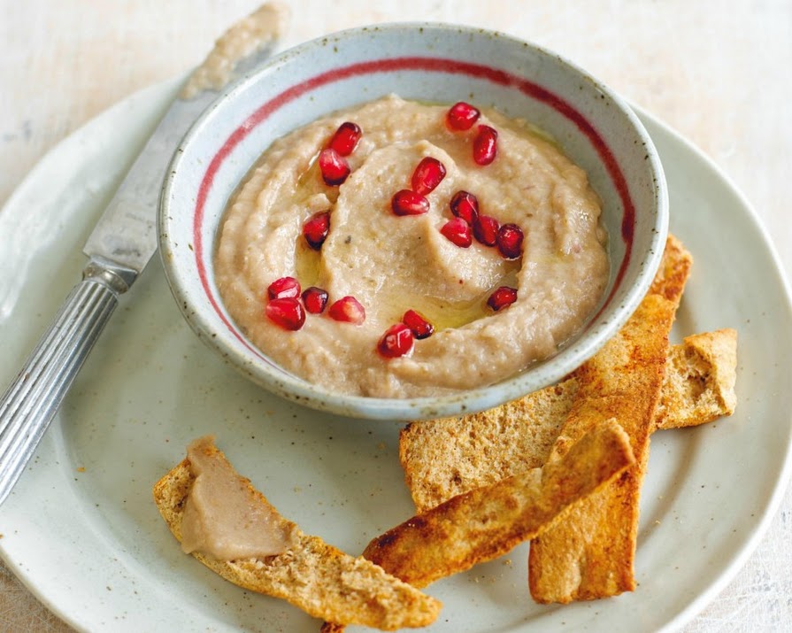 What to eat this weekend: Aubergine & onion dip with pitta crisps