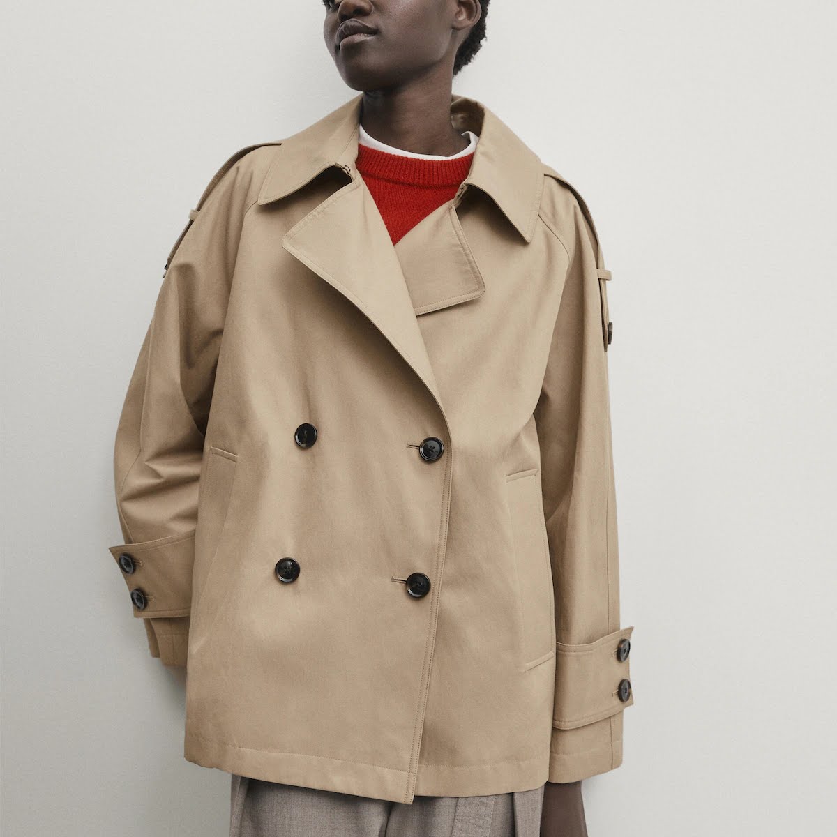 Massimo Dutti Cropped Trench, €149