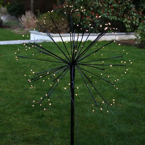 Article Dandelion Stake Light Large Solar Operated, €39