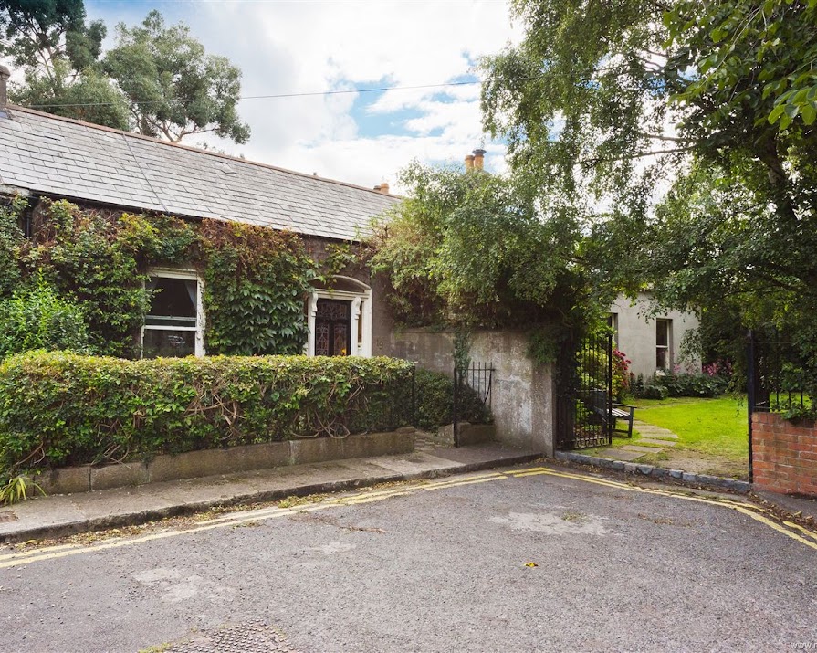 The Sandymount house you’re always peeking into from the DART is now up for sale