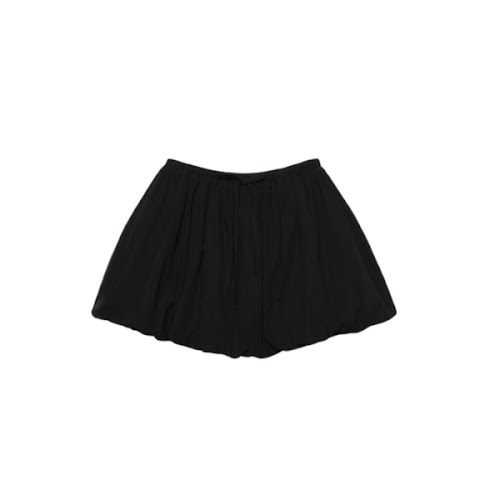 Balloon Mini Skirt, €15.99, Stradivarius