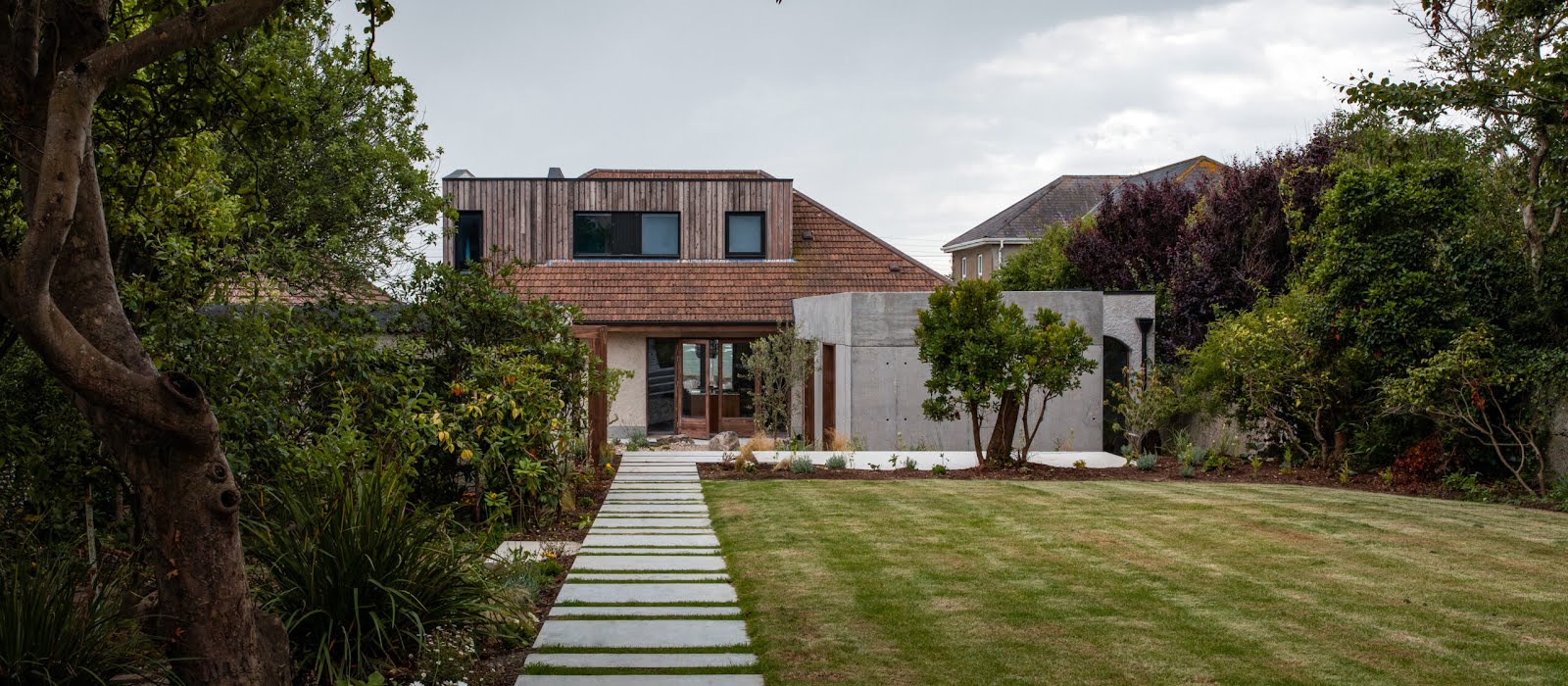 The garden of this Dublin Bay home was inspired by its coastal surroundings