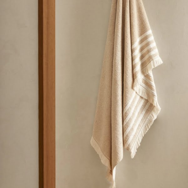Fringed linen bath towel, €29.99