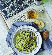 What to eat this weekend: Trofie pasta with prawns and homemade pesto
