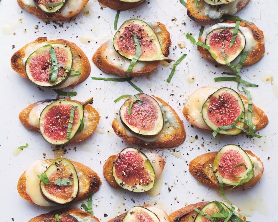 What to Make: Fig, Gorgonzola and Basil Croutes