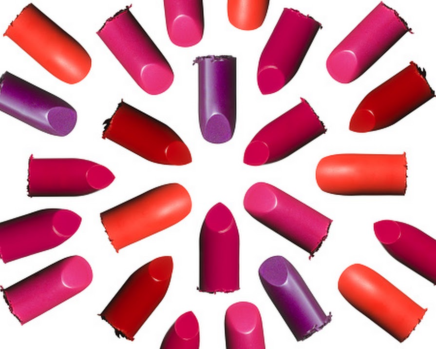 This Lip Lab Can Create ANY Shade Of Lipstick In The Universe