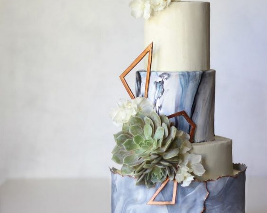 Wedding Trends 2018: Cool Marble and Metallic Cakes