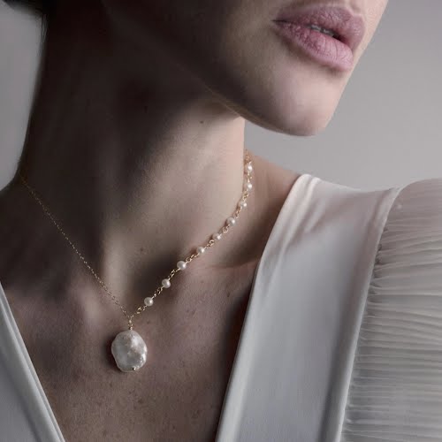 One Dame Lane Coin and Freshwater Pearl Necklace, €125
