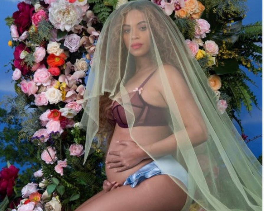 Twitter Reacts To Beyonc?’s Pregnancy Announcement