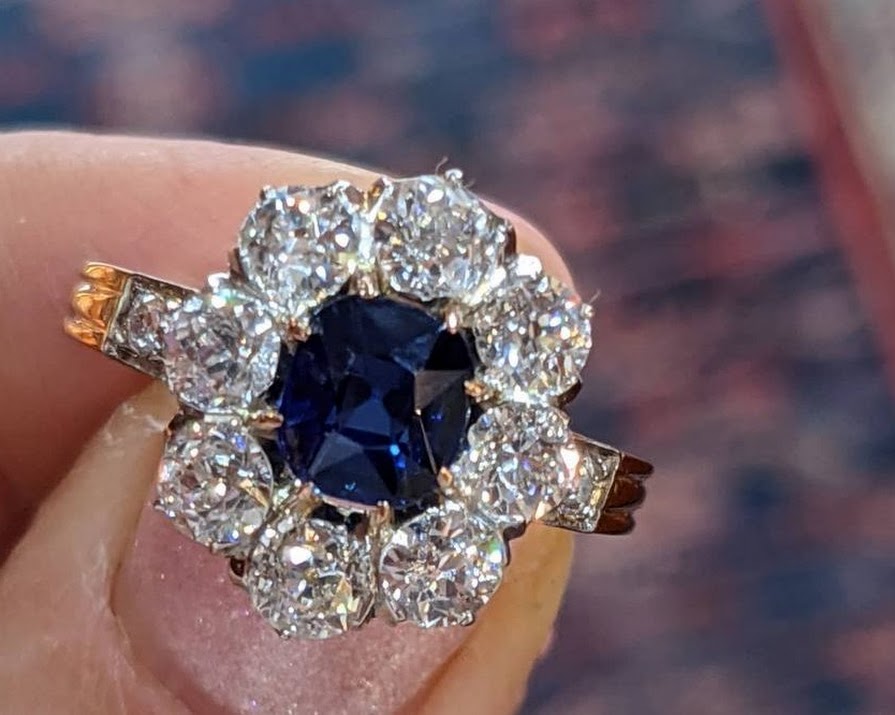 10 unique engagement rings for those who want something different