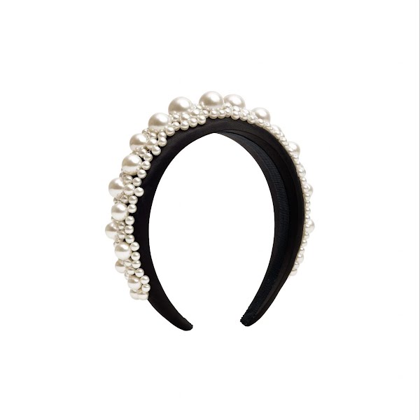 Pearl hairband, €49.99