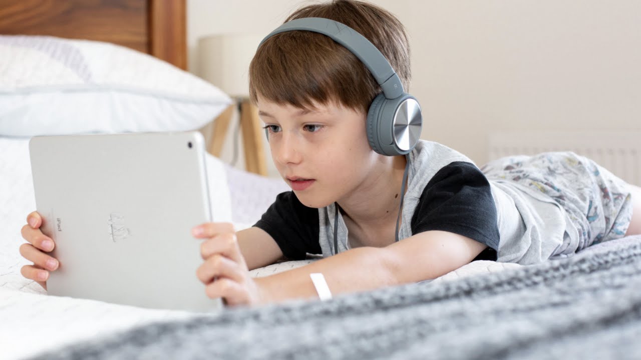 'When we demonise screens, we risk demonising the things our children love' | IMAGE.ie