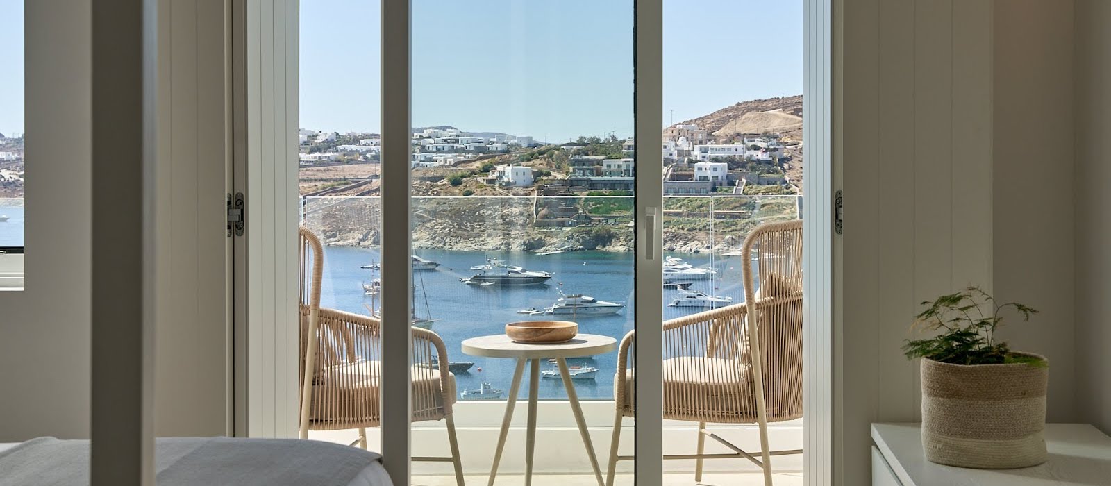 Where to stay, eat and party in Mykonos