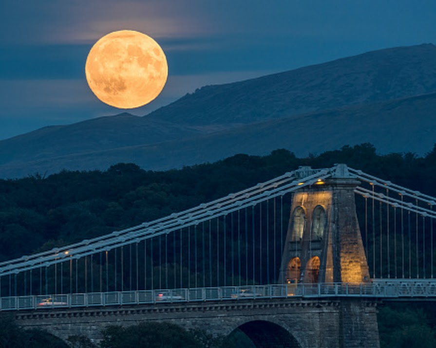 There’s Going To Be A Colossal Supermoon This Month