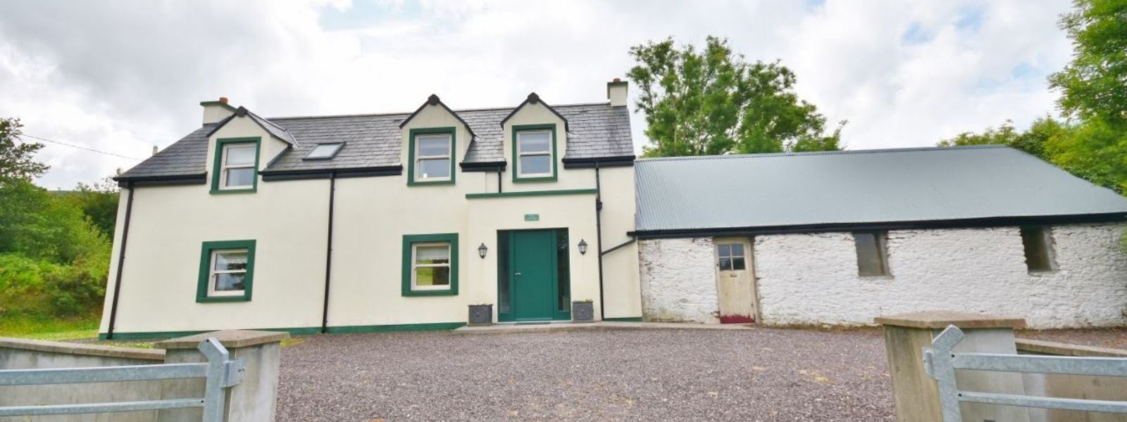 Daisy Cottage: This Kerry cottage at the foot of the Slieve Mish mountains is on the market for €300,000