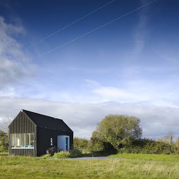 The €25k Leitrim tiny house has been updated with a cottage aesthetic
