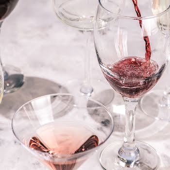 The wines you should *actually* order in the pub, according to a pro
