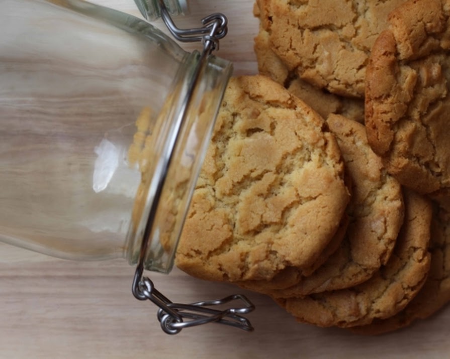 Recipe: Peanut Butter And White Chocolate Cookies