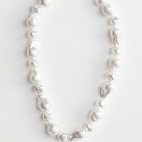 & Other Stories Pearl Necklace, €29