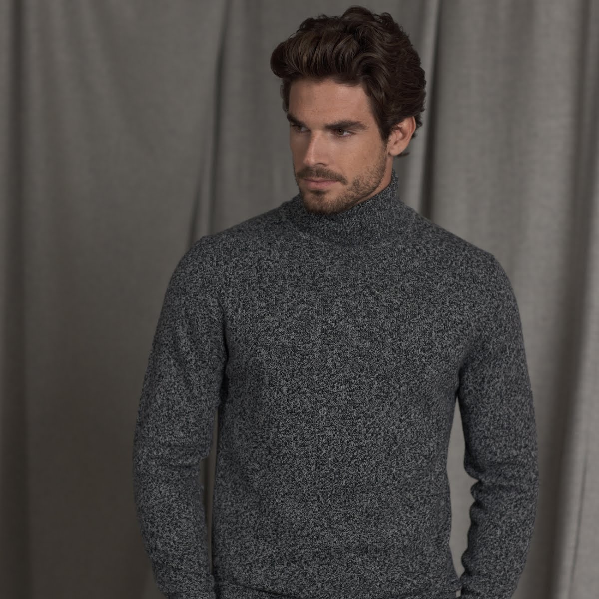 Magee 1866 Sean Turtleneck Jumper in Grey, €139