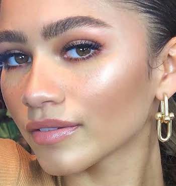 Zendaya eyebrows via Instagram