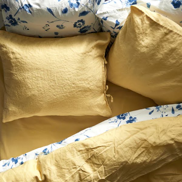 Puderviva linen quilt cover and 2 pillowcases, €80, Ikea