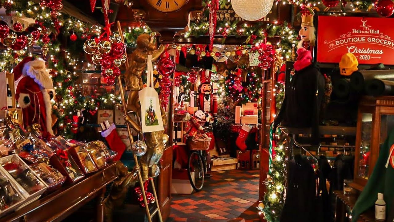 8 cosy Irish pubs with great Christmas decorations to grab a tipple in | IMAGE.ie
