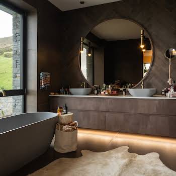 This glamorous Donegal new-build was inspired by its owners’ time abroad