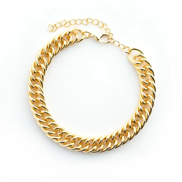 Chunky chain bracelet, €15, Betty and Biddy