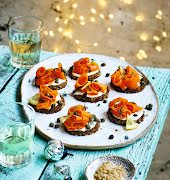 Stuck for a vegan Christmas starter? These smoked ‘salmon’ and ‘cream cheese’ canapés will go down a treat