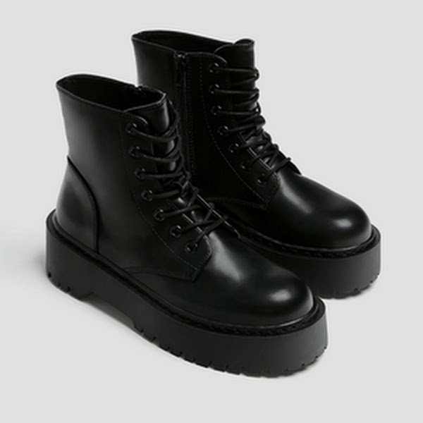 Pull & Bear Lace-Up Ankle Boots €27.99, Zalando