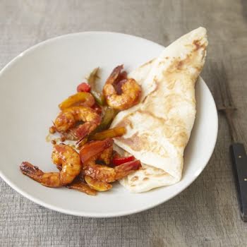 What to eat tonight: Sri Lankan devilled prawns, ideally paired with a Friday tipple