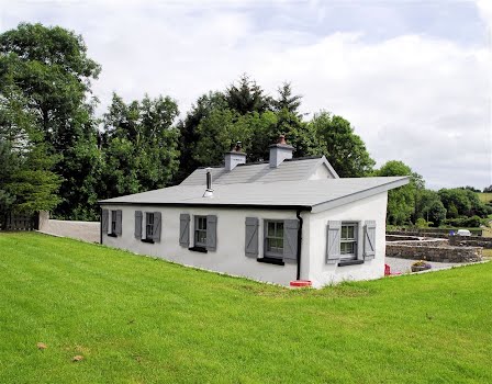 Leitrim cottage