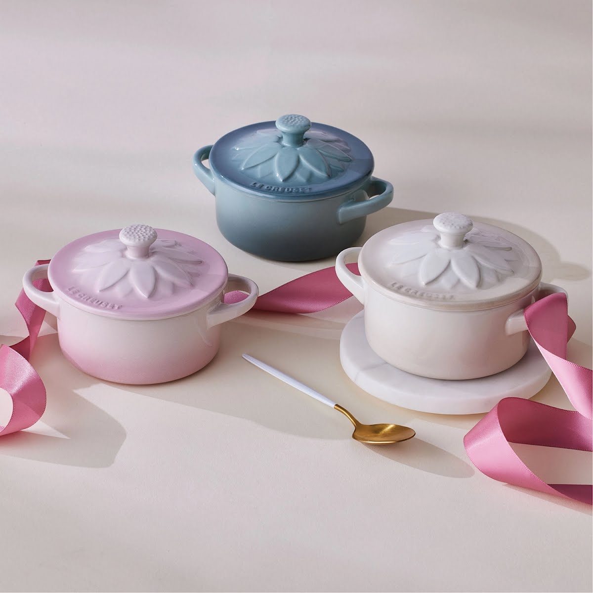 LE CREUSET Stoneware Set of 3 Petite Round Casseroles, €85