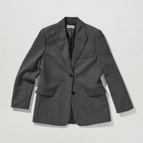 Structured Wool Suit Blazer, €119.99, Mango