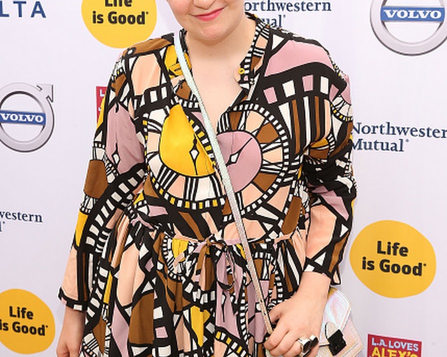 Lena Dunham Compares Reading About Herself Online To Domestic Abuse, Apologises