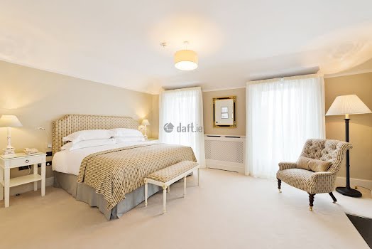 The Merrion Hotel room for rent