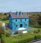 Donegal property formerly used by ‘The Screamers’ commune hits the market for €799,950