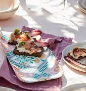 BBQ season is finally here, and these serving dishes make for an ideal centrepiece