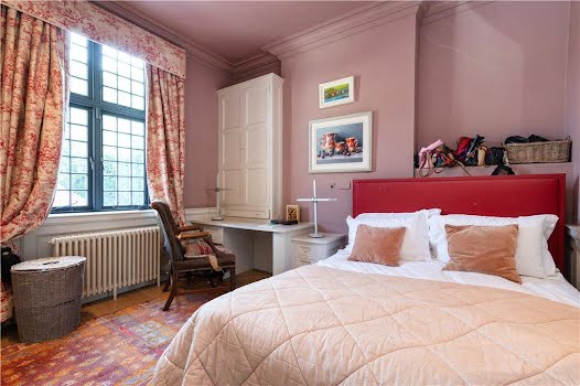 Ailesbury Road home