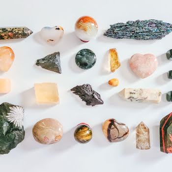 A definitive guide to crystals for beginners (and 10 healing stones to add to your collection)