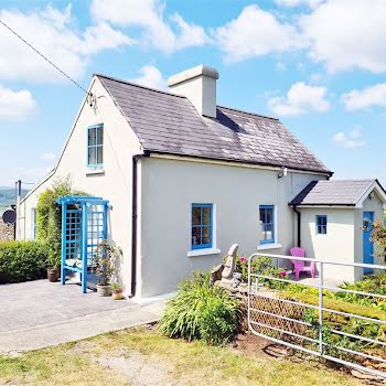 3 characterful cottages around Ireland on the market for €300,000 or less