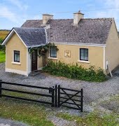 This charming countryside cottage tucked away in the heart of rural Galway is on the market for €175,000