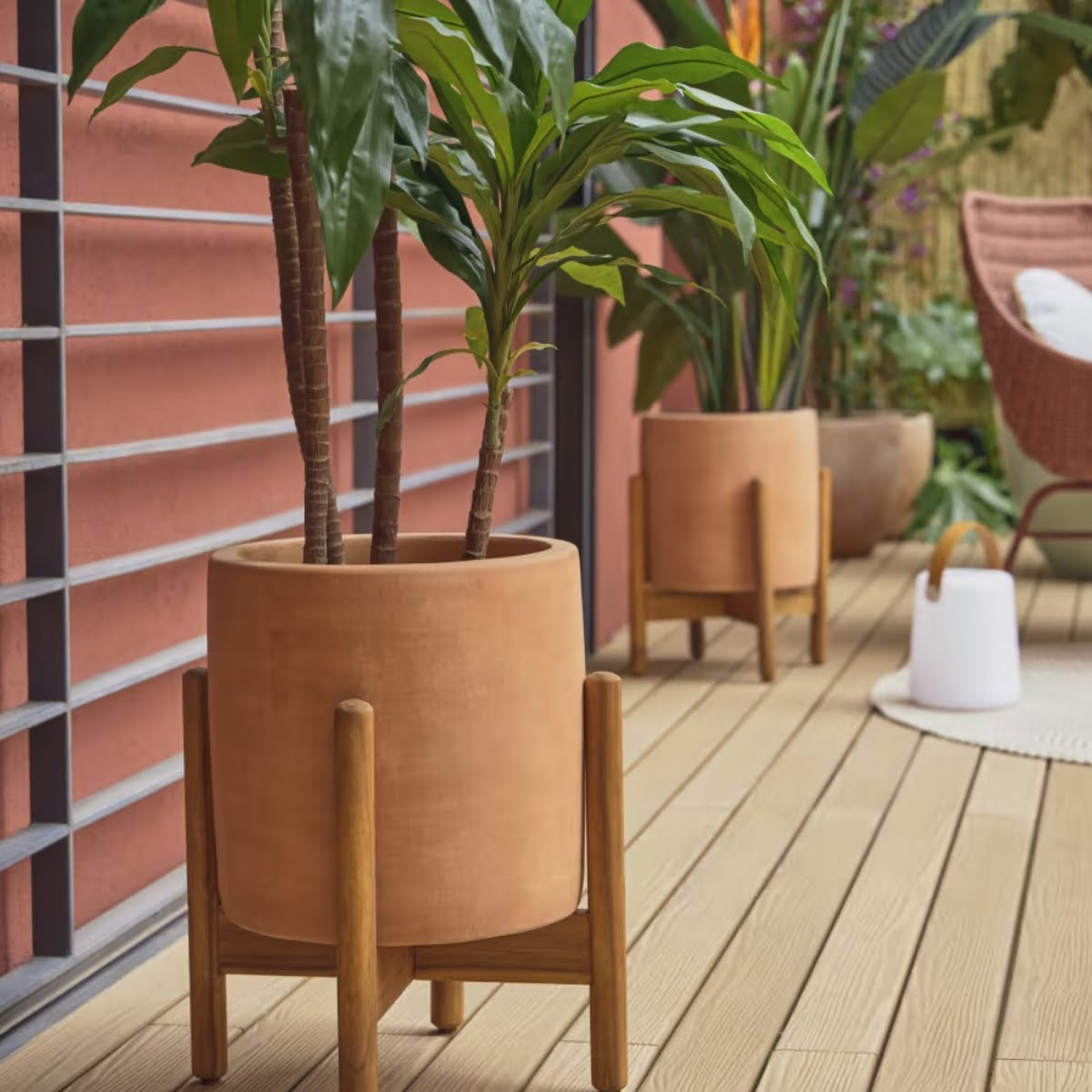 Dalva terracotta plant pot, €115, Kave Home