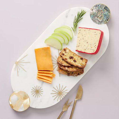Anthropologie, Whitney Cheese Board, €67