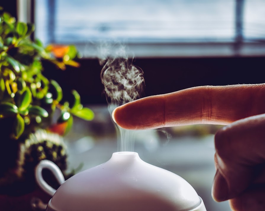 Aromatherapy vapes vs diffusers: what they are all about