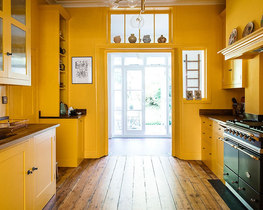 22 colourful kitchens that will convince you to whip out the paint brush